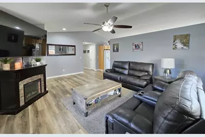 577 SE Sugar Pine Way, Madras, OR 97741 - Photo 9