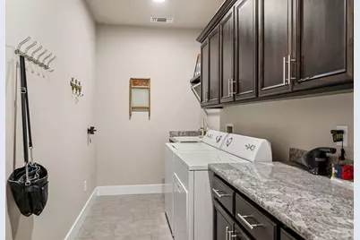 3250 Annapolis Drive, Medford, OR 97504 - Photo 27