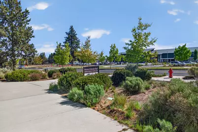 20557 SE Evian Avenue, Bend, OR 97702 - Photo 41