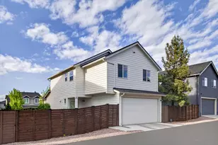 20557 SE Evian Ave, Bend, OR 97702 - Photo 5