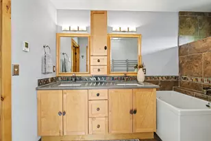 461 Parkside Dr, Ashland, OR 97520 - Photo 31