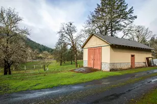 3866 Placer Rd, Wolf Creek, OR 97497 - Photo 45