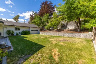 727 Hillside Ave, Klamath Falls, OR 97601 - Photo 77