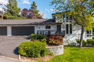 727 Hillside Ave, Klamath Falls, OR 97601 - Photo 1