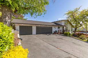 727 Hillside Ave, Klamath Falls, OR 97601 - Photo 9