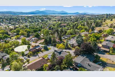 727 Hillside Avenue, Klamath Falls, OR 97601 - Photo 93