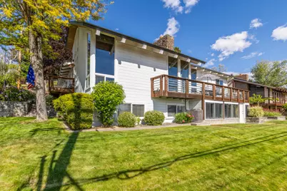 727 Hillside Avenue, Klamath Falls, OR 97601 - Photo 7