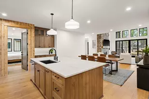 18211 Basalt Ln, Bend, OR 97707 - Photo 5