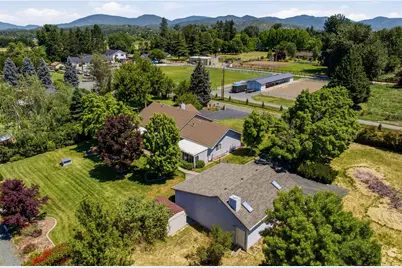 992 Auby Way, Grants Pass, OR 97527 - Photo 37