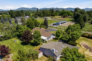 992 Auby Way, Grants Pass, OR 97527 - Photo 35