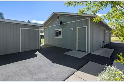 9871 Old Wagon Road, Klamath Falls, OR 97601 - Photo 5