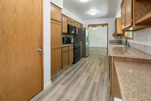 9871 Old Wagon Rd, Klamath Falls, OR 97601 - Photo 9
