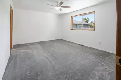 9871 Old Wagon Road, Klamath Falls, OR 97601 - Photo 19
