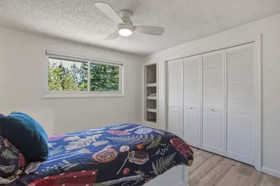 61573 E Lake Drive, Bend, OR 97702 - Photo 57