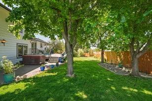 61573 E Lake Dr, Bend, OR 97702 - Photo 43