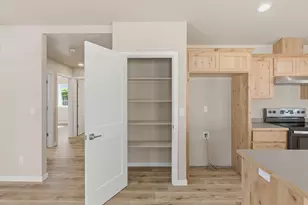 1037 SE Briannas Way, Grants Pass, OR 97527 - Photo 11