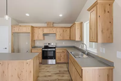 1037 SE Briannas Way, Grants Pass, OR 97527 - Photo 9