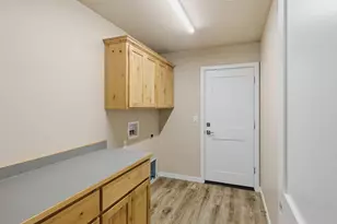 1037 SE Briannas Way, Grants Pass, OR 97527 - Photo 13