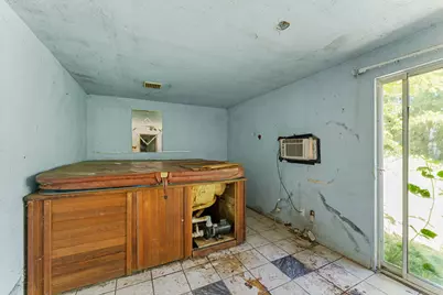 337 S Kerby Avenue, Cave Junction, OR 97523 - Photo 7