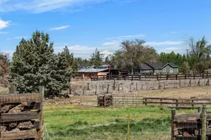 4050 SW Highland Ave, Redmond, OR 97756 - Photo 29