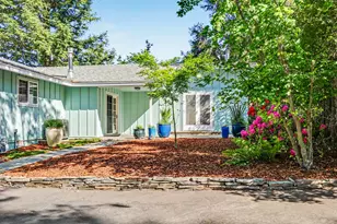 880 S Oregon St, Jacksonville, OR 97530 - Photo 35