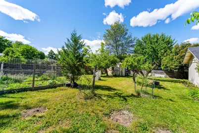 210 Sky Crest Drive, Grants Pass, OR 97527 - Photo 17