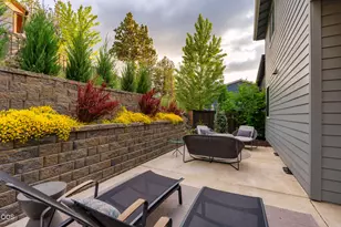 2543 NW Marken St, Bend, OR 97703 - Photo 25