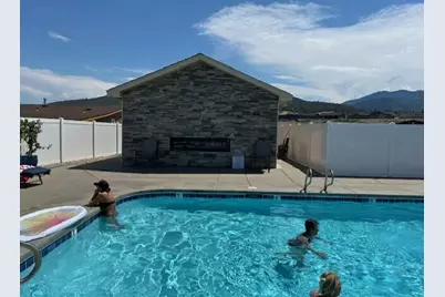 333 Mountain View Drive #28, Talent, OR 97540 - Photo 33