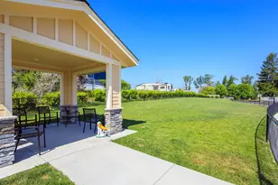 333 Mountain View Dr, Talent, OR 97540 - Photo 31