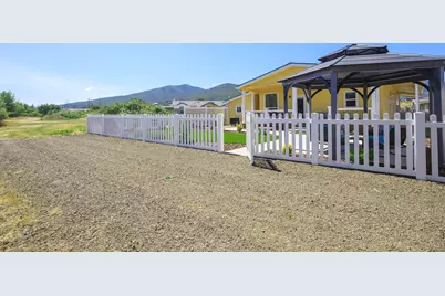 333 Mountain View Drive #28, Talent, OR 97540 - Photo 27