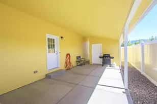 333 Mountain View Dr, Talent, OR 97540 - Photo 29
