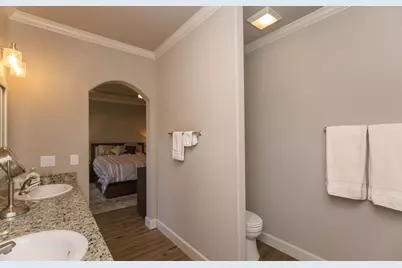 333 Mountain View Drive #28, Talent, OR 97540 - Photo 15