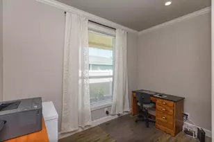 333 Mountain View Dr, Talent, OR 97540 - Photo 19