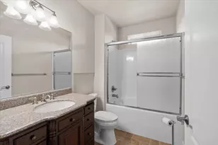 1174 Highlands Dr, Eagle Point, OR 97524 - Photo 21