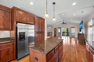 1174 Highlands Dr, Eagle Point, OR 97524 - Photo 13