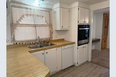 315 W Evans Creek Road #UNIT 13, Rogue River, OR 97537 - Photo 11