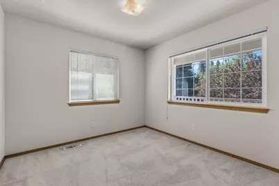 1608 NW Elgin Avenue, Bend, OR 97703 - Photo 15