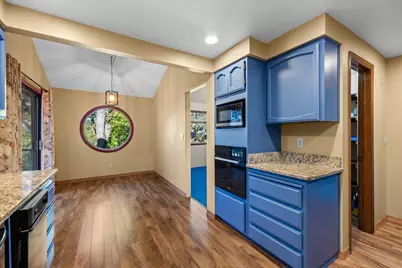 2588 Congress Way, Medford, OR 97504 - Photo 19