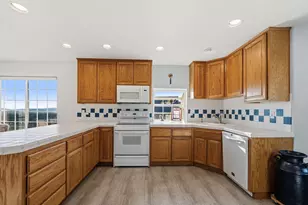 2220 Kimberly Dr, Klamath Falls, OR 97603 - Photo 15