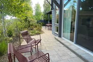 19301 Alianna Loop, Bend, OR 97702 - Photo 15
