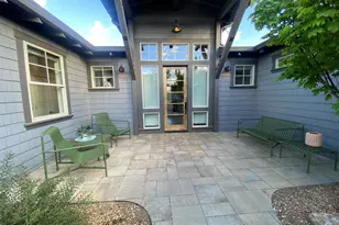 19301 Alianna Loop, Bend, OR 97702 - Photo 5