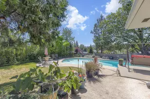 930 NE Wesley Ln, Grants Pass, OR 97526 - Photo 43