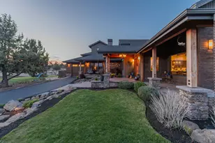61465 White Peaks Ct, Bend, OR 97702 - Photo 9