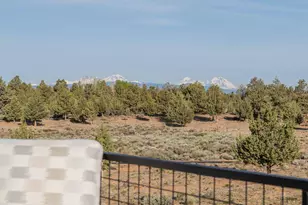 61465 White Peaks Ct, Bend, OR 97702 - Photo 125