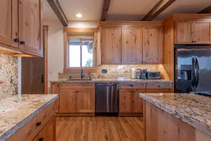 61465 White Peaks Ct, Bend, OR 97702 - Photo 103