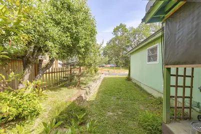 2582 Walnut Avenue, Grants Pass, OR 97527 - Photo 27