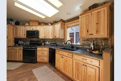 150 Castaline Place, Shady Cove, OR 97539 - Photo 17
