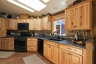 150 Castaline Pl, Shady Cove, OR 97539 - Photo 17