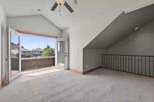 2635 N Awbrey Point Circle, Bend, OR 97703 - Photo 15