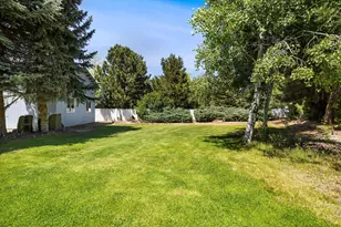 21196 Strawberry Mountain, Bend, OR 97702 - Photo 33